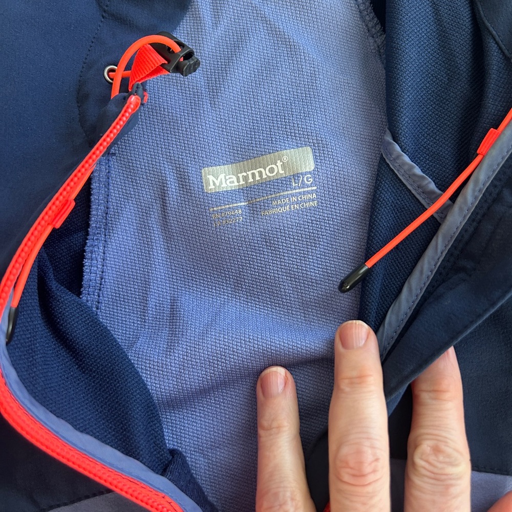 Marmot jacket - Picture 3 of 9